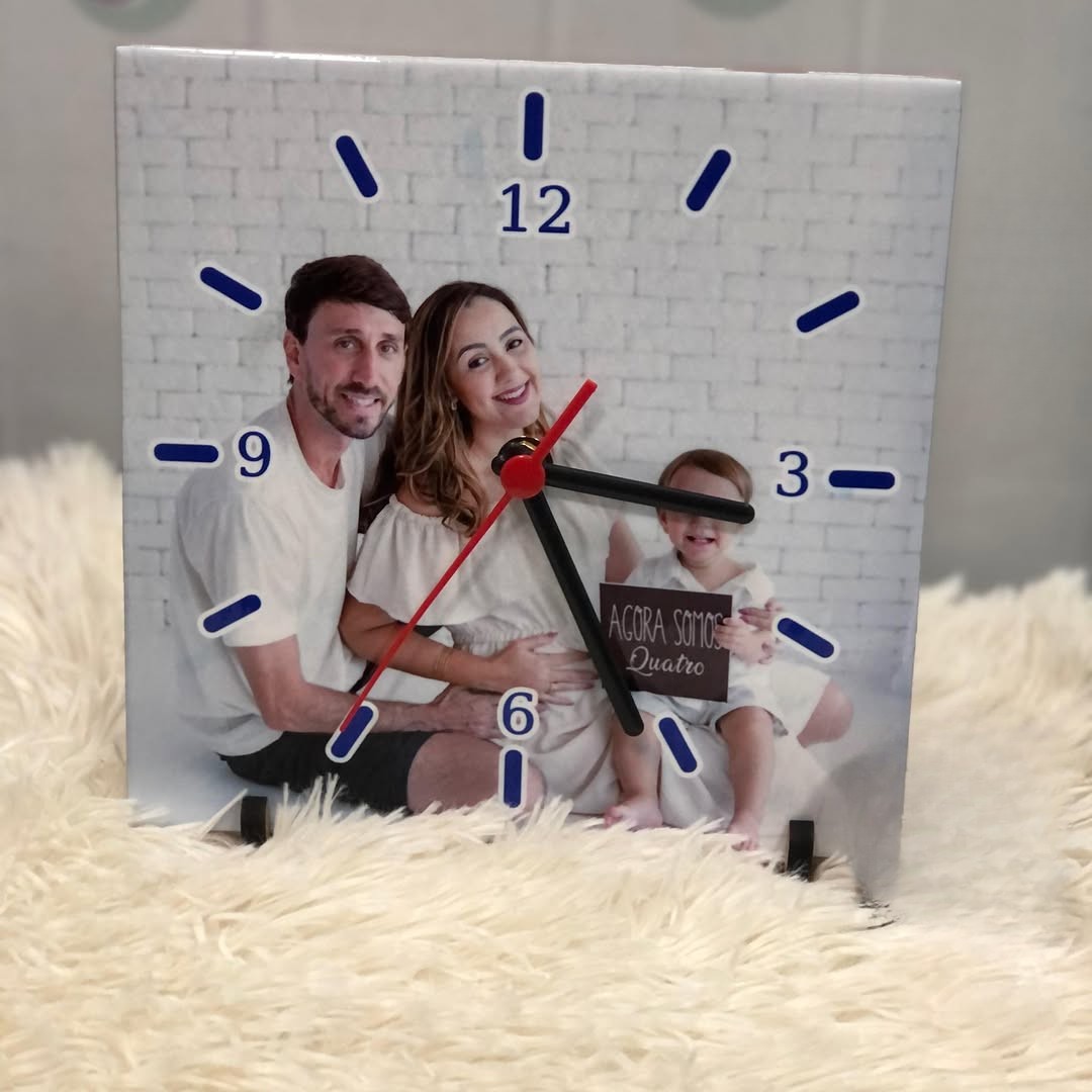 Relógio de azulejo personalizado com foto